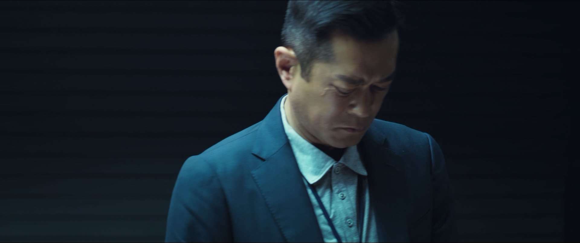 The.White.Storm.3.Heaven.or.Hell.2023.1080p.BluRay.x265.10bit-WiKi.mkv_20231022_.jpg