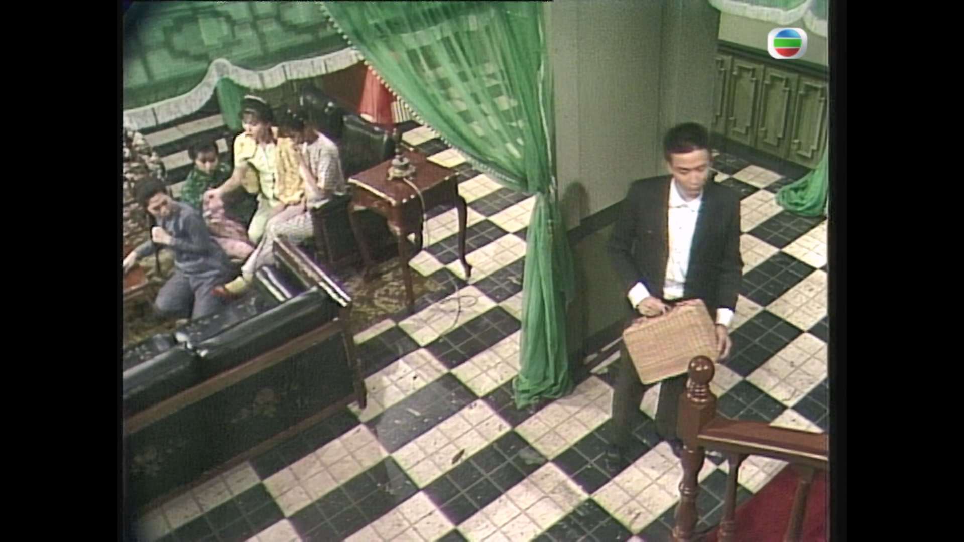Who.Is.Calling.The.Shot.1983.1080p.MyTVSuper.WEB-DL.H265.AAC-HHWEB.mkv_20231103_.jpg
