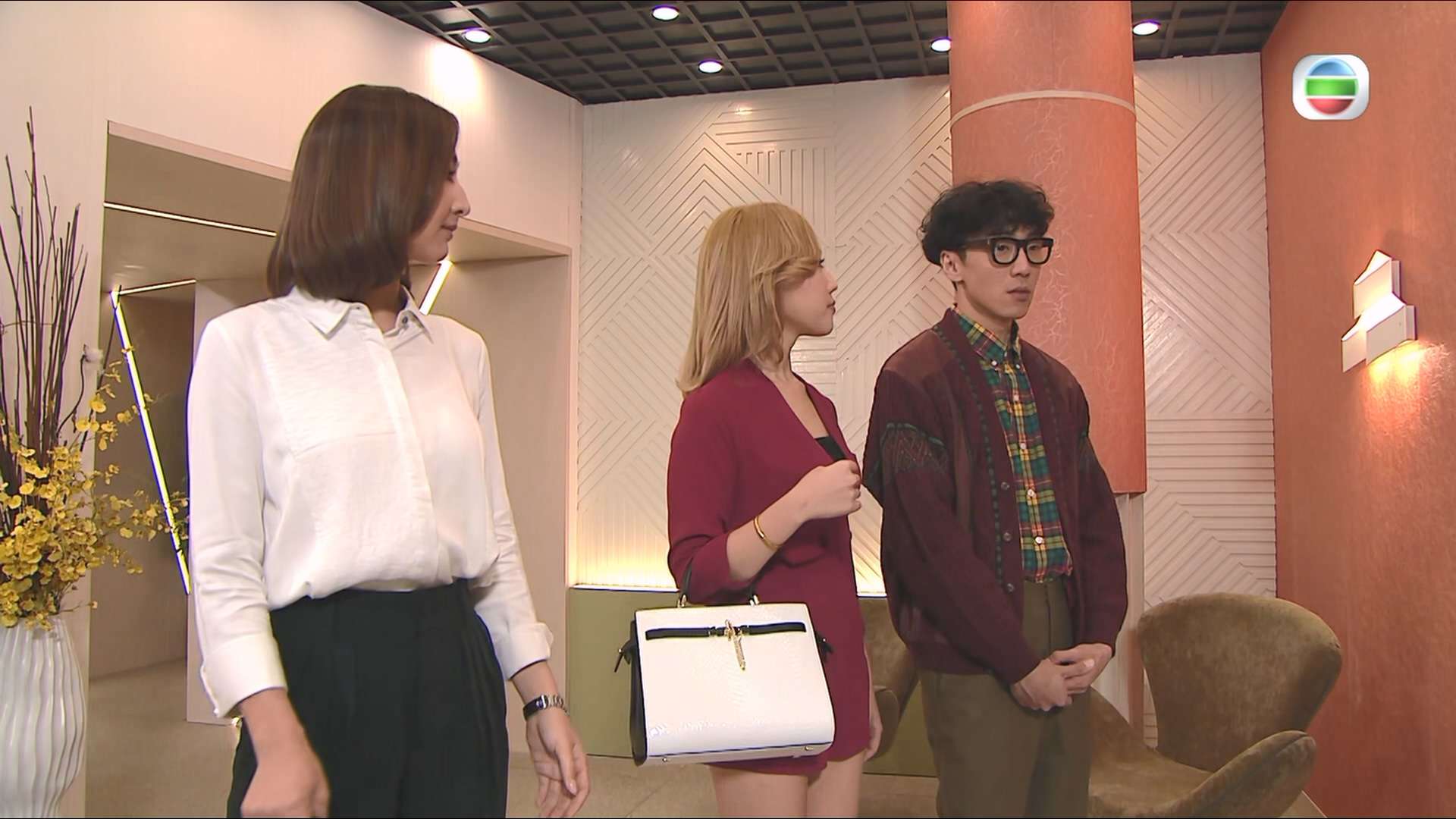 My.Commissioned.Lover.S01E02.2019.1080p.MyTVSuper.WEB-DL.H265.AAC-HHWEB.mkv_2023.jpg