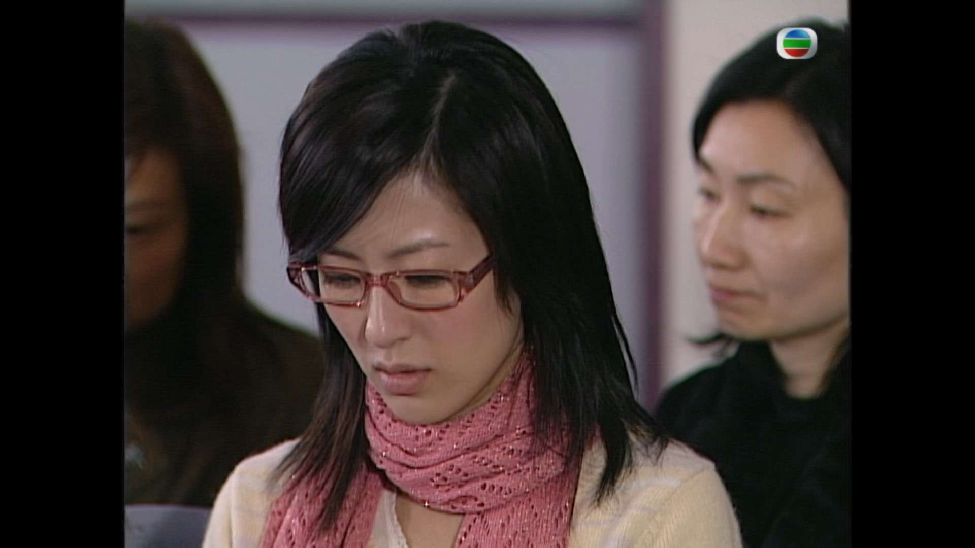楼住有情人13-00_29_11-2024_05_16_00_13_01.jpg