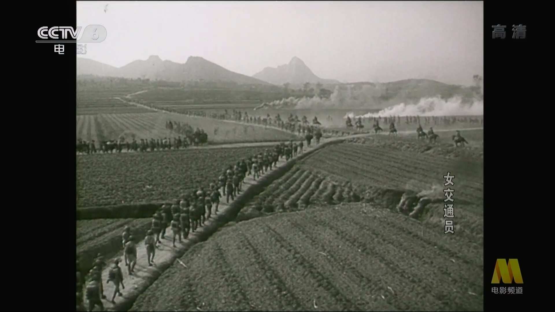 女交通员(1977).CCTV6HD.1080i.AAC.20181119(牛).mp4_20250623_235624.159.jpg